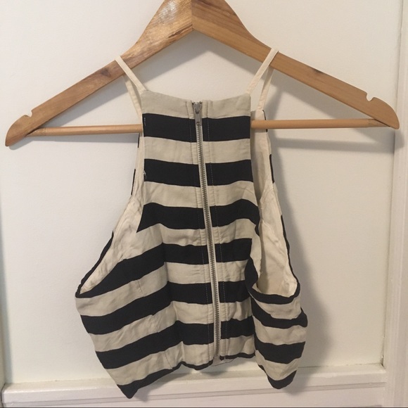 A&F Crop Top - Picture 2 of 5